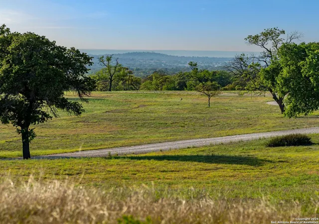 5th image of 862 Grape Creek Road, Fredericksburg, TX 78624 | MLS# 1990294