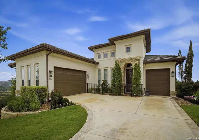 Photo 3 of Single family home for sale at 19506 Cresta Alto, San Antonio, TX 78256 | MLS# 1990309 | Listing updated on 2026-06-20