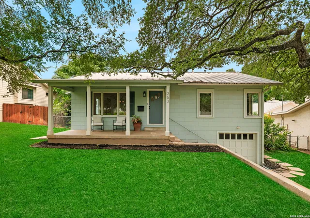 Homes for sale in Alamo Heights, TX | 253 E Edgewood Pl, Alamo Heights, TX 78209 | MLS# 1990334