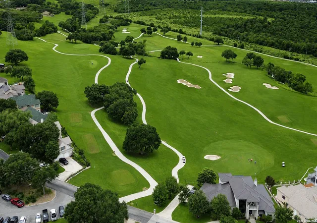4th image of 1111 Long Creek Blvd #UNIT 303, New Braunfels, TX 78130 | MLS# 1990345