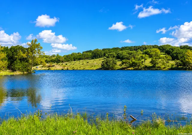 85th image of 722 W Lacey Oaks Parkway, Kerrville, TX 78028 | MLS# 1990351