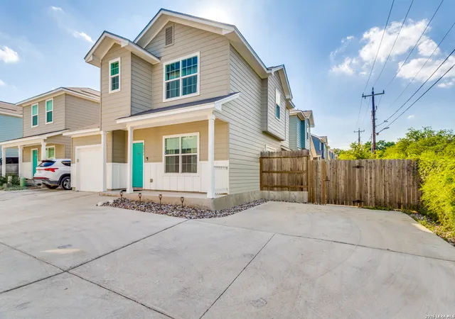 Photo 2 of Condo for sale at 2021 Silver Oaks # 28D, San Antonio, TX 78213 | MLS# 1990405 | Listing updated on 2026-07-25