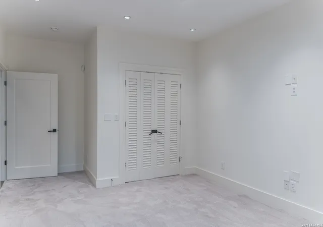 Homes for sale in San Antonio, TX | 215 Annie #UNIT E, San Antonio, TX 78212 | MLS# 1990432