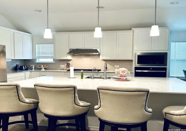 4th image of 133 Trotting Horse, Boerne, TX 78006 | MLS# 1990437