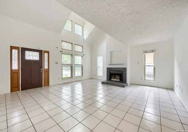 Photo 4 of Single family home for sale at 2533 Montebello, San Antonio, TX 78259 | MLS# 1990451 | Listing updated on 2026-09-15