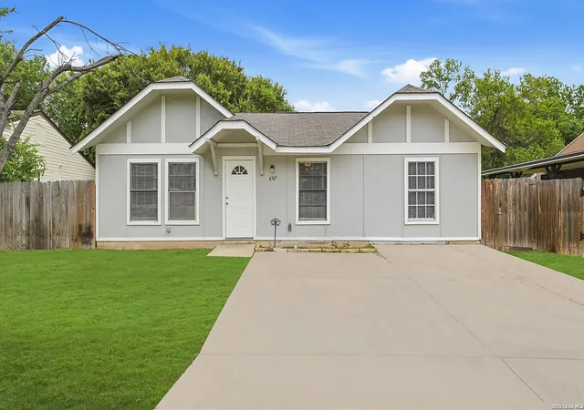 1st image of 4747 Swann Ln, San Antonio, TX 78219 | MLS# 1990454