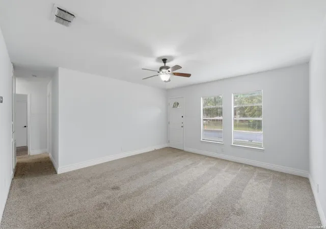 image of 4747 Swann Ln, San Antonio, TX 78219 | MLS# 1990454