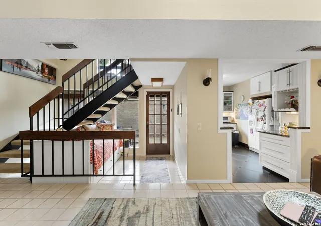 Photo 3 of Single family home for sale at 11609 Cap Rock St, San Antonio, TX 78230 | MLS# 1990538 | Listing updated on 2026-09-08
