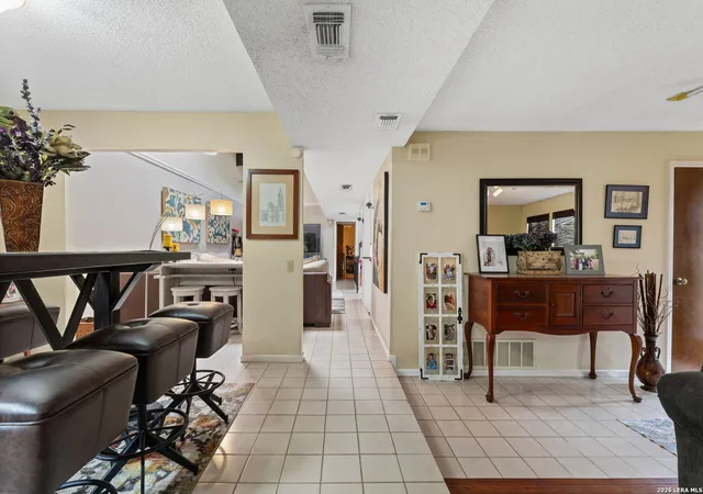 Photo 4 of Single family home for sale at 11609 Cap Rock St, San Antonio, TX 78230 | MLS# 1990538 | Listing updated on 2026-09-08