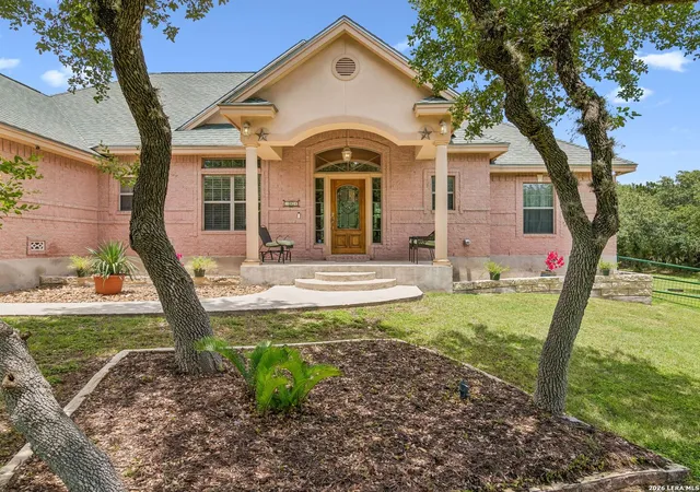 Photo 3 of Single family home for sale at 184 Stockman Circle, Spring Branch, TX 78070 | MLS# 1990558 | Listing updated on 2026-09-11