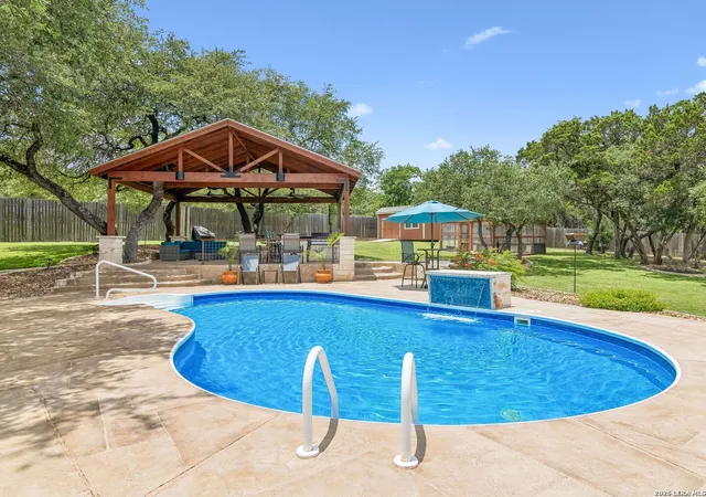 Photo 1 of Single family home for sale at 184 Stockman Circle, Spring Branch, TX 78070 | MLS# 1990558 | Listing updated on 2026-09-11