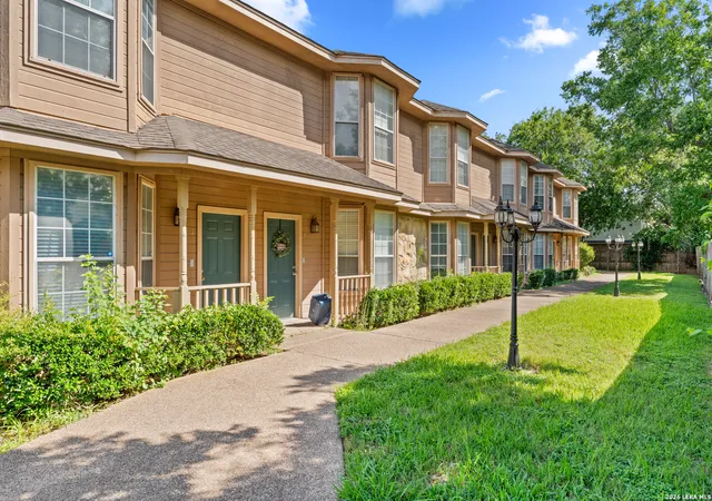 2nd image of 2009 S 10Th, Waco, TX 76706