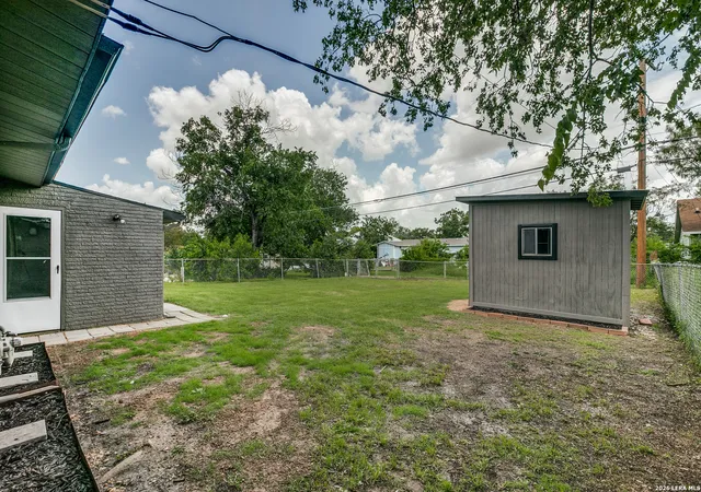 20th image of 1007 La Manda Blvd, San Antonio, TX 78201 | MLS# 1990693