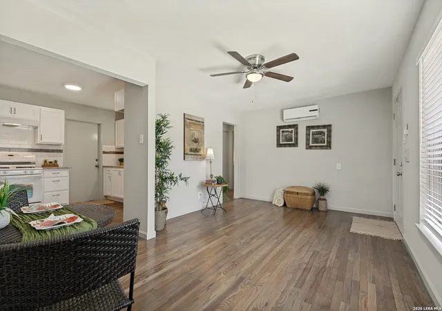 4th image of 1007 La Manda Blvd, San Antonio, TX 78201 | MLS# 1990693