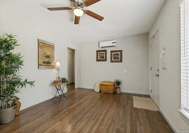 5th image of 1007 La Manda Blvd, San Antonio, TX 78201 | MLS# 1990693