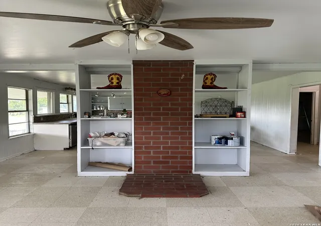 3rd image of 9 Sky Line Dr, Comfort, TX 78013 | MLS# 1990702