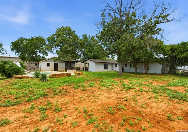 Homes for sale in Jourdanton, TX | 208 S State Hwy 16, Jourdanton, TX 78026 | MLS# 1990707