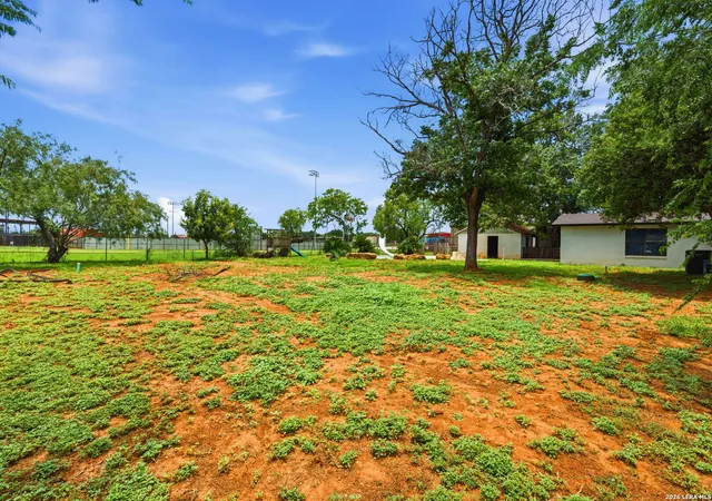 Homes for sale in Jourdanton, TX | 208 S State Hwy 16, Jourdanton, TX 78026 | MLS# 1990707