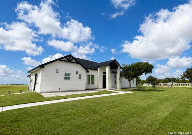 Homes for sale in Sinton, TX | 14189 Cr 1344, Sinton, TX 78387 | MLS# 1990729