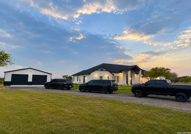 Homes for sale in Sinton, TX | 14189 Cr 1344, Sinton, TX 78387 | MLS# 1990729