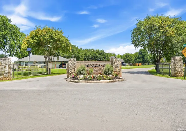 46th image of 108 Woodlake Dr, Mc Queeney, TX 78123 | MLS# 1990759