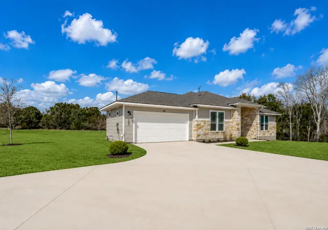 2nd image of 128 Roaming Rock Trl #103, San Marcos, TX 78666 | MLS# 1990796