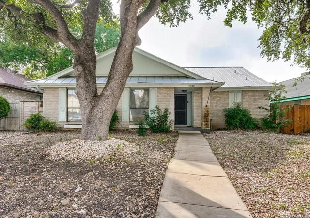 2nd image of 10106 Grand Park, San Antonio, TX 78239 | MLS# 1990822