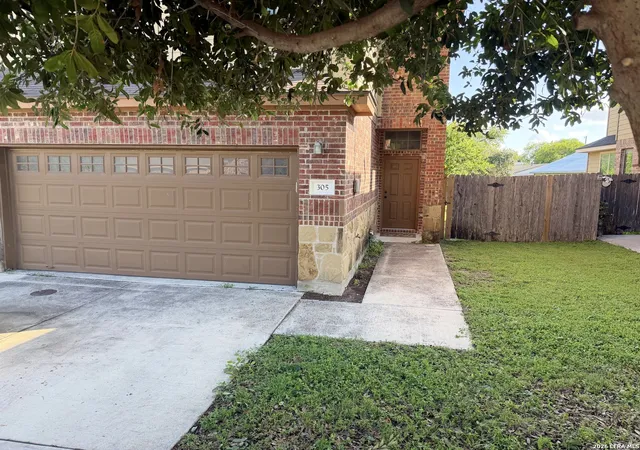Photo 3 of Multi family home for sale at 303 & 305 Rosalie, New Braunfels, TX 78130 | MLS# 1990828 | Listing updated on 2026-06-28