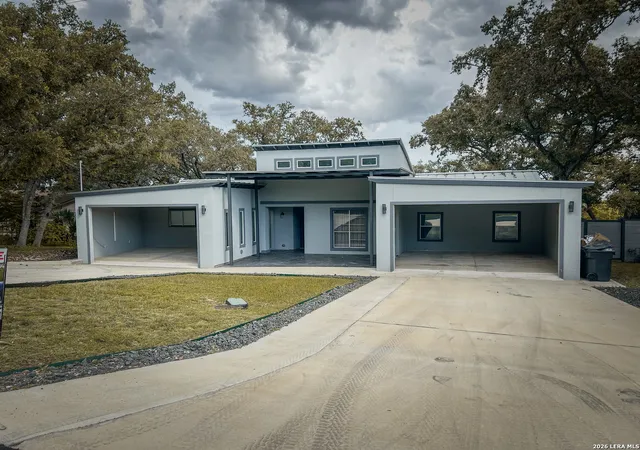 2nd image of 7418 Wild Eagle Rd, San Antonio, TX 78255 | MLS# 1990835
