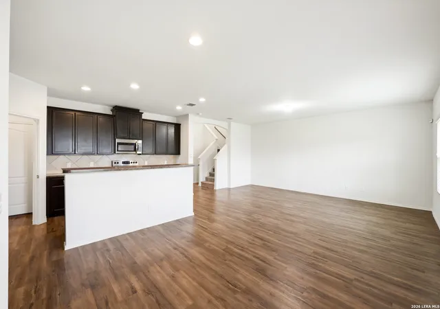 4th image of 8215 Bending Willow, San Antonio, TX 78223 | MLS# 1990850