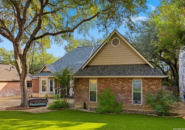 Photo 3 of Sale Pending at 2635 Spring Cyn, San Antonio, TX 78232 | MLS# 1990878 | Listing updated on 2026-09-18