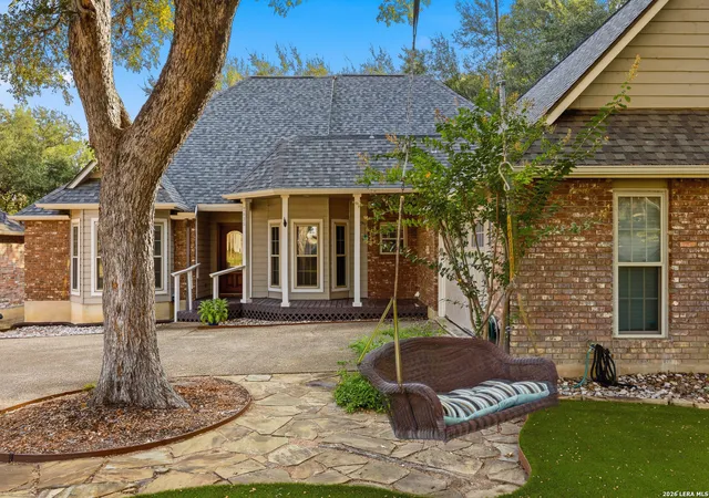 Photo 3 of Sale Pending at 2635 Spring Cyn, San Antonio, TX 78232 | MLS# 1990878 | Listing updated on 2026-09-18