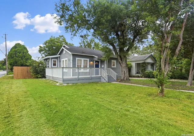 Homes for sale in San Antonio, TX | 1502 W Elsmere, San Antonio, TX 78201 | MLS# 1990892