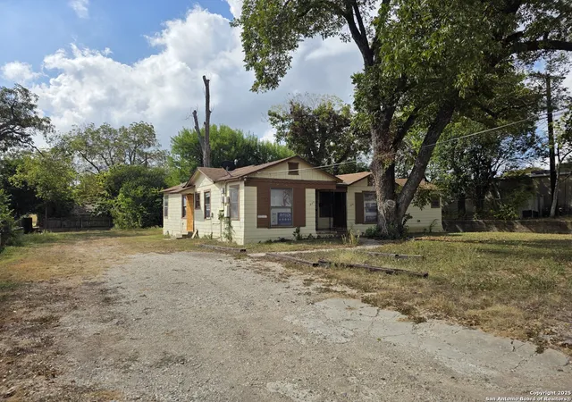 4th image of 330 Montclair, Alamo Heights, TX 78209 | MLS# 1990926