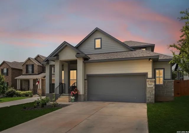 Photo 3 of Single family home for sale at 1425 Escarpment, New Braunfels, TX 78132 | MLS# 1990927 | Listing updated on 2026-09-16