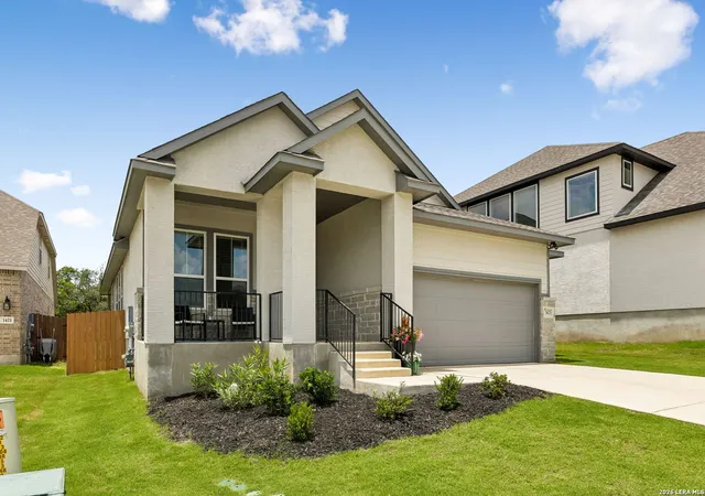 Photo 2 of Single family home for sale at 1425 Escarpment, New Braunfels, TX 78132 | MLS# 1990927 | Listing updated on 2026-09-16