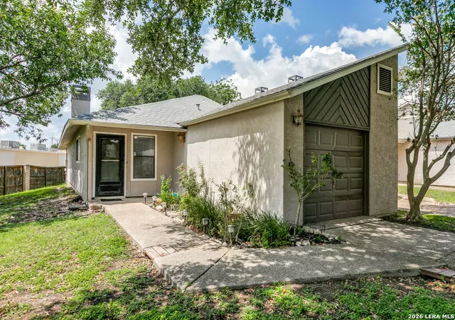 Photo 2 of Single family home for sale at 8709 Stream Cir, San Antonio, TX 78250 | MLS# 1990940 | Listing updated on 2026-09-13