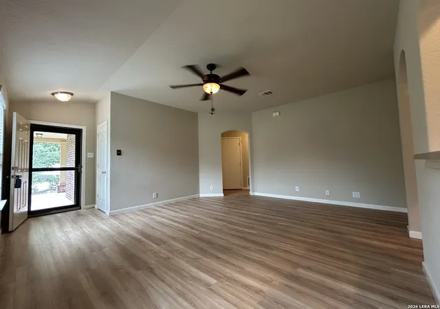 5th image of 2125 Hazelwood, New Braunfels, TX 78130 | MLS# 1990943