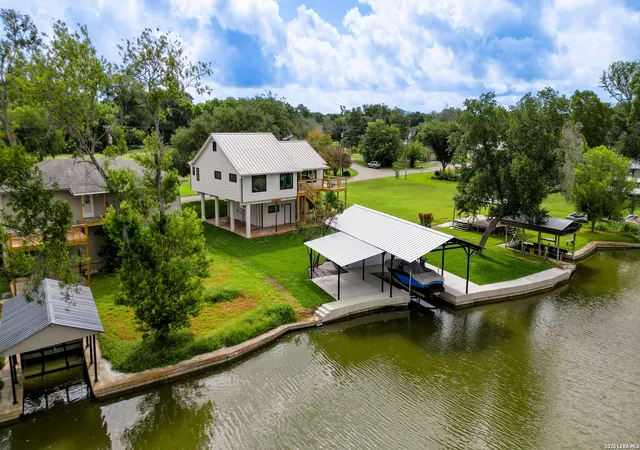 1st image of 136 Lakeside, Seguin, TX 78155 | MLS# 1990950