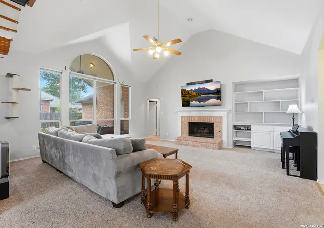 Photo 4 of Sale Pending at 5207 Casbury, San Antonio, TX 78249 | MLS# 1990976 | Listing updated on 2026-08-14