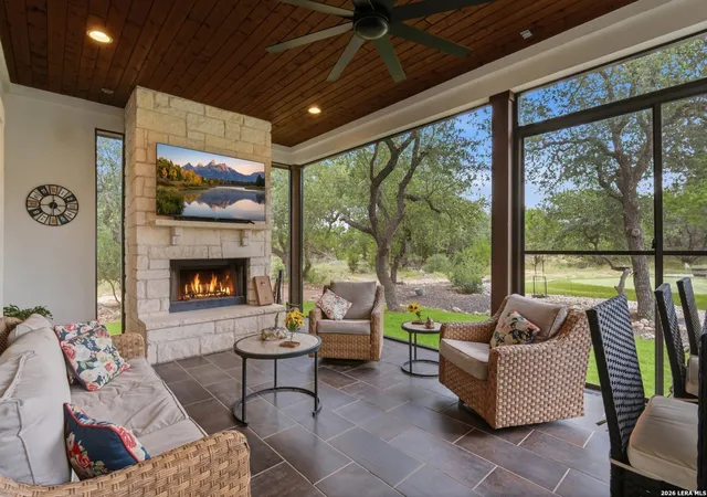 3rd image of 1336 Mystic Shores Blvd, Spring Branch, TX 78070 | MLS# 1990984