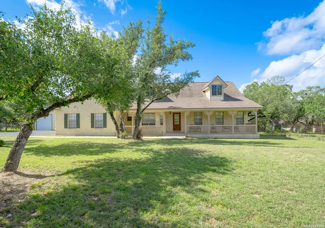 Photo 2 of Sale Pending at 6211 Yorkshire Dr, Spring Branch, TX 78070 | MLS# 1990985 | Listing updated on 2026-08-26