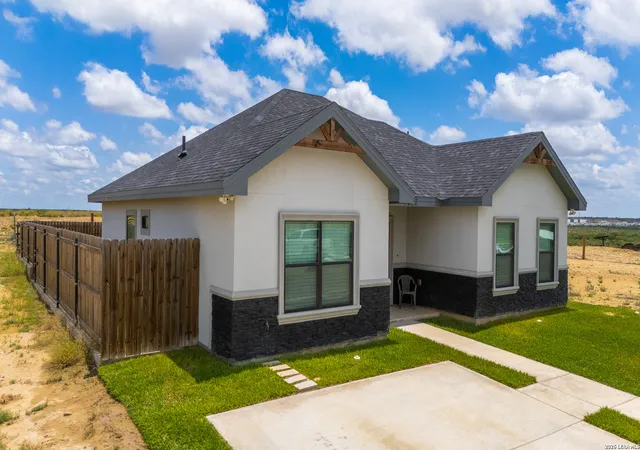Photo 2 of Sale Pending at 2822 Sammy Ibarra, Eagle Pass, TX 78852 | MLS# 1991018 | Listing updated on 2026-07-29