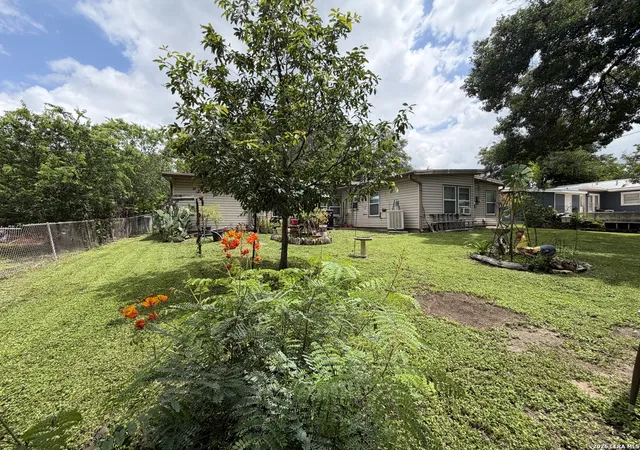 24th image of 718 Kashmuir Pl, San Antonio, TX 78223 | MLS# 1991083