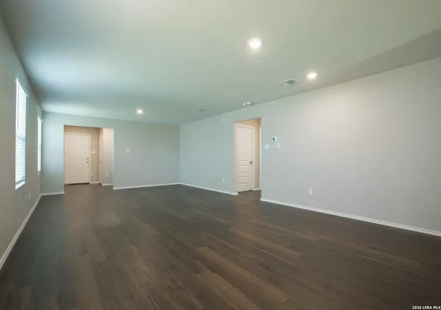 Photo 4 of Single family home for sale at 5402 Frederick Blf, Von Ormy, TX 78073 | MLS# 1991098 | Listing updated on 2026-09-17