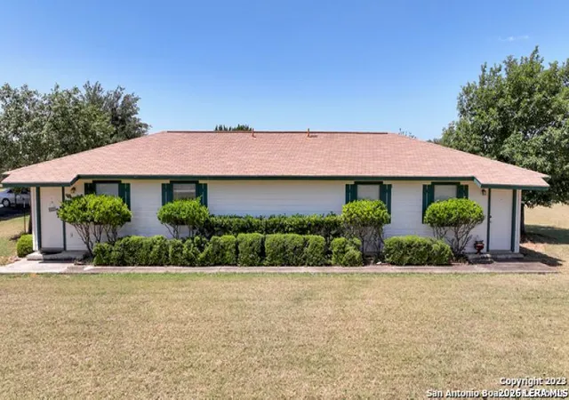 3rd image of 182 Joiner Dr, Bandera, TX 78003 | MLS# 1991102