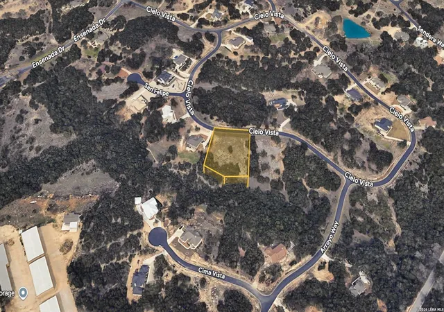 Photo 1 of Land for sale at 517 Cielo Vis, Canyon Lake, TX 78133 | MLS# 1991112 | Listing updated on 2026-06-22