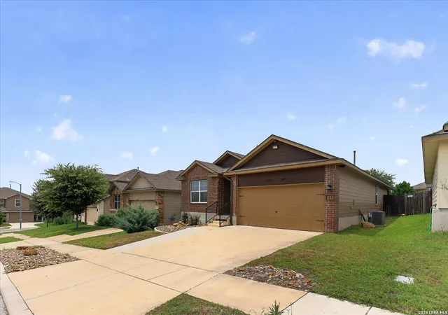 Photo 3 of Sale Pending at 5511 Toledo Farm, San Antonio, TX 78222 | MLS# 1991174 | Listing updated on 2026-08-24