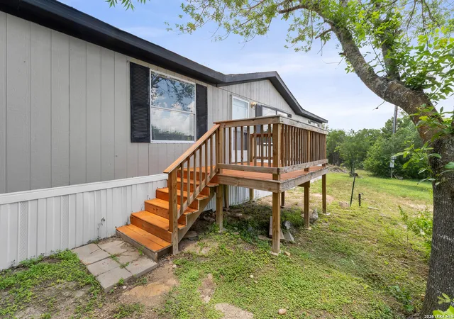 3rd image of 176 County Road 5633, Castroville, TX 78009 | MLS# 1991221