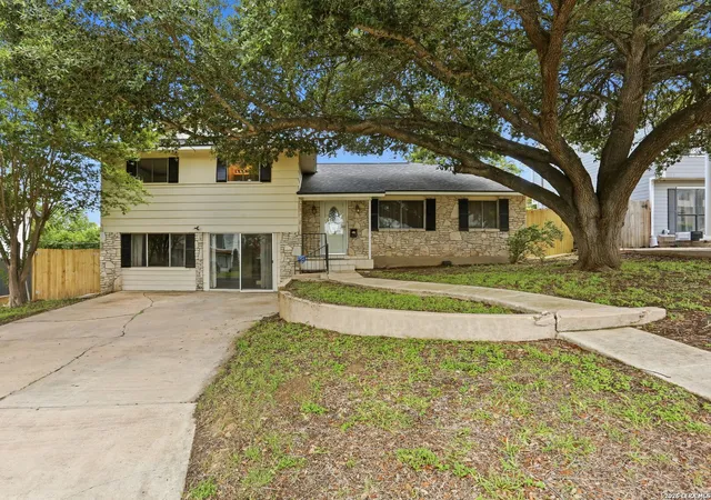 Homes for sale in San Antonio, TX | 3906 Killarney Dr, San Antonio, TX 78223 | MLS# 1991231